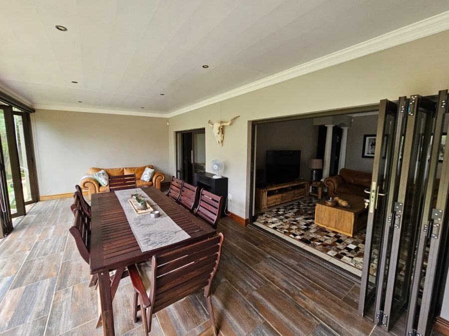 5 Bedroom Property for Sale in Jim Fouchepark Free State